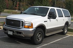 2000-04 Ford Excursion.jpg